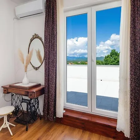 Βίλα Private Luxury With Pool -lola - *