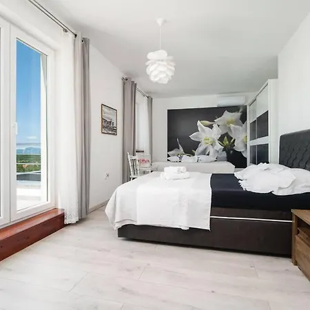 Private Luxury With Pool -lola - Βίλα *